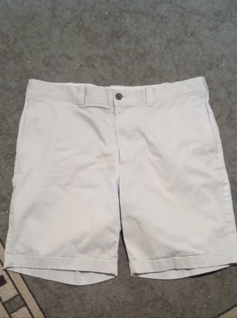 J. Crew Men's Flat-Front Shorts in White